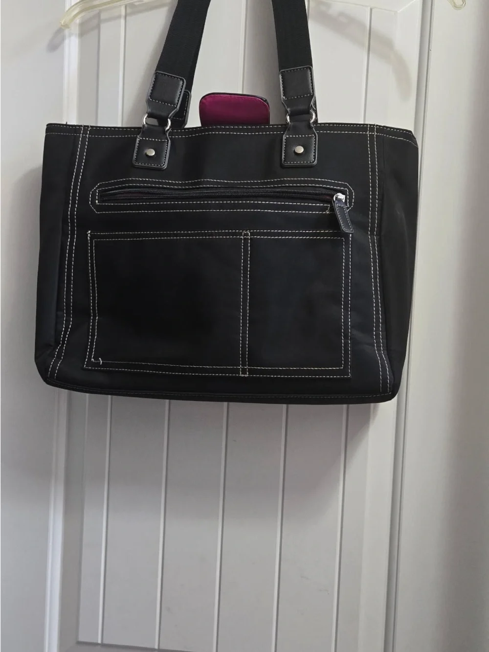 Black Women’s Tote Bag with Contrast Stitching